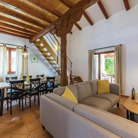 Tatil Evi Two-bedroom Holiday In